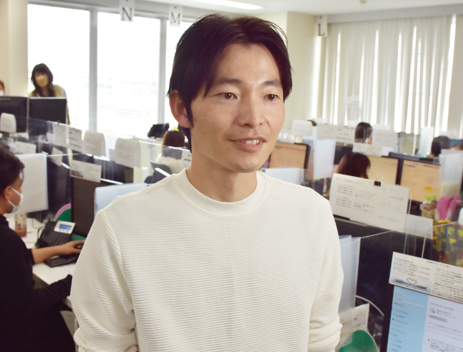 経営企画部 通販事業課 係長 森井 洋充 MORII HIROMITSU